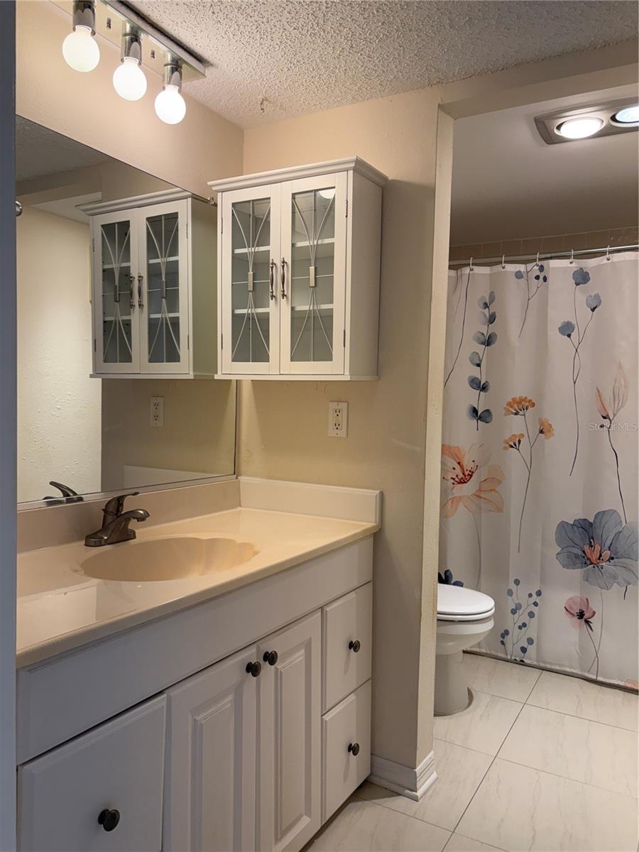 SAVANNAH CONDO - Residential
