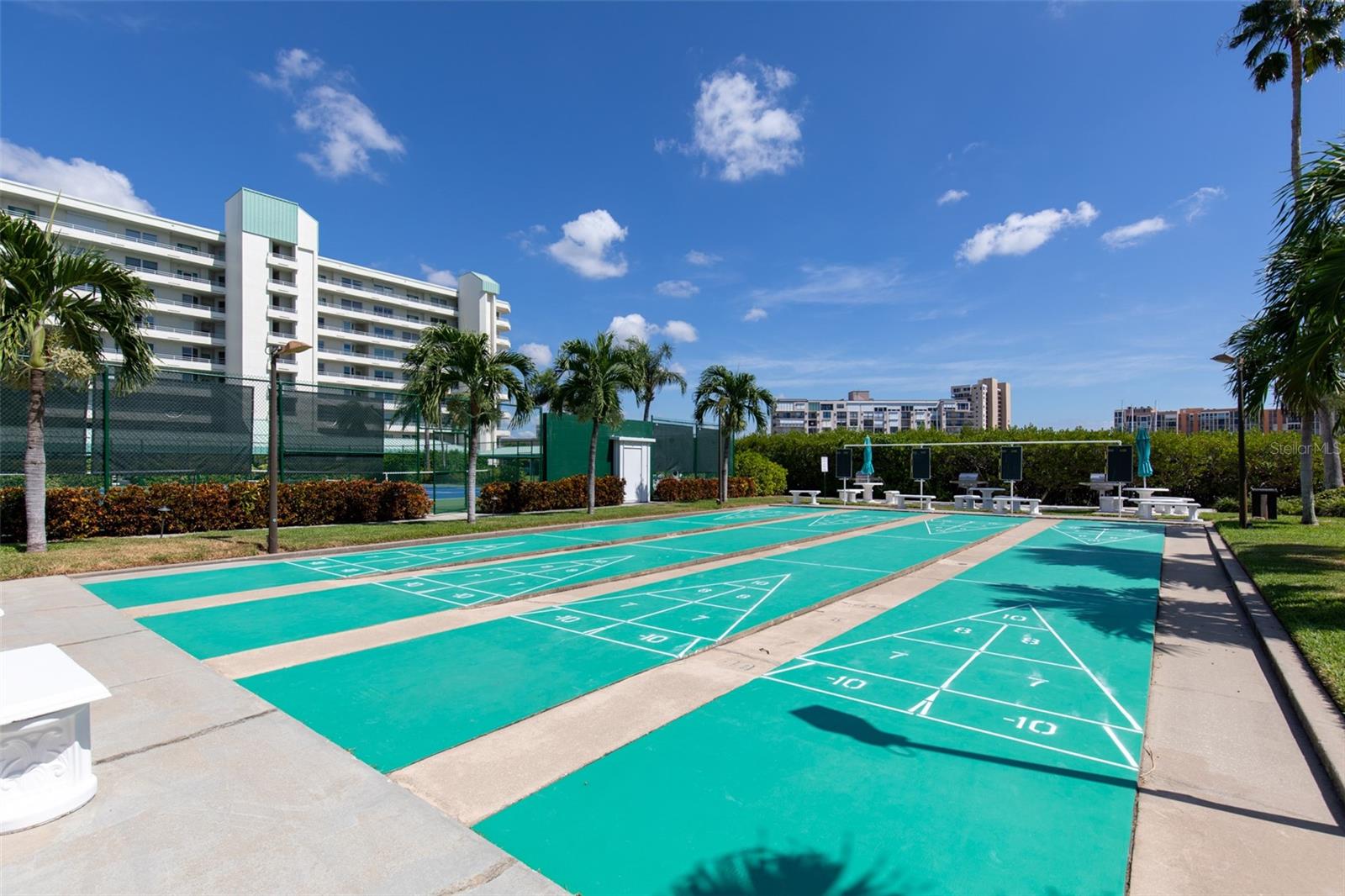 SAVANNAH CONDO - Residential