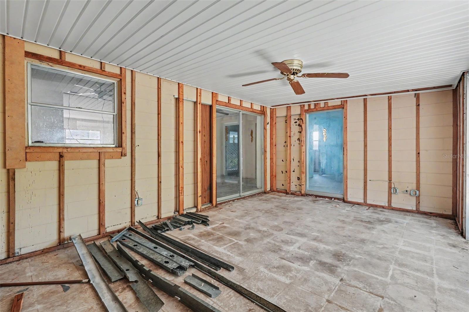 BAYOU MANOR 3RD ADD - Residential