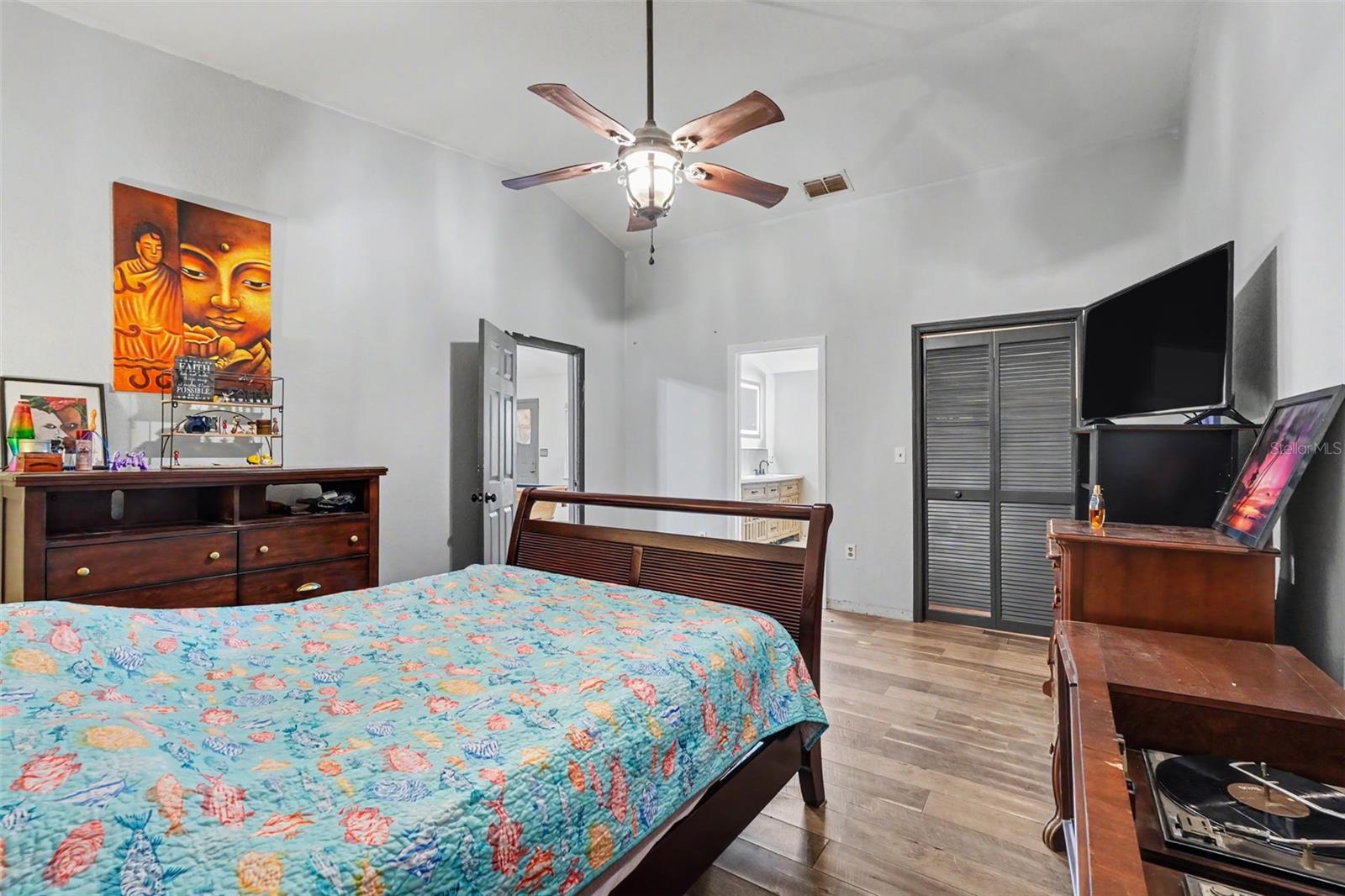 MEADOWS - Residential