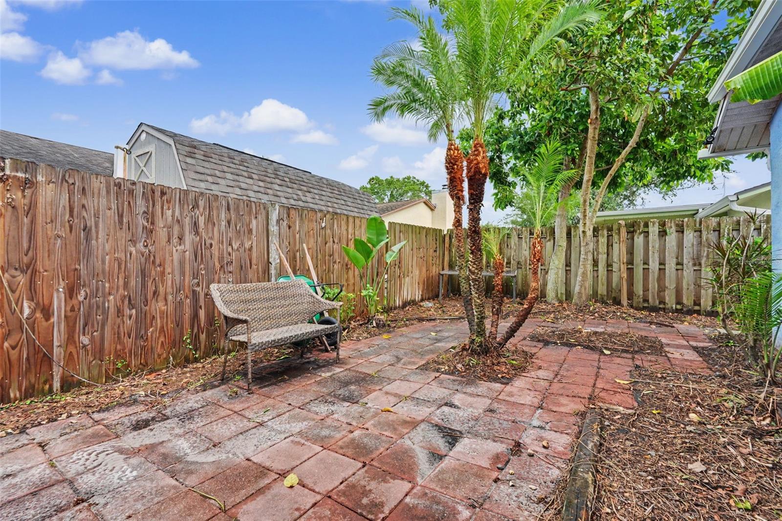 MEADOWS - Residential