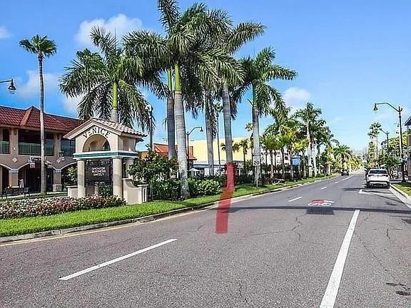 LYNWOOD GLEN - Residential