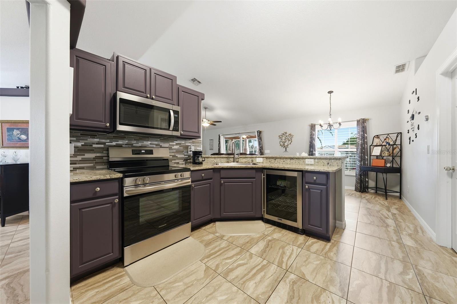 LOUISA POINTE PH I - Residential