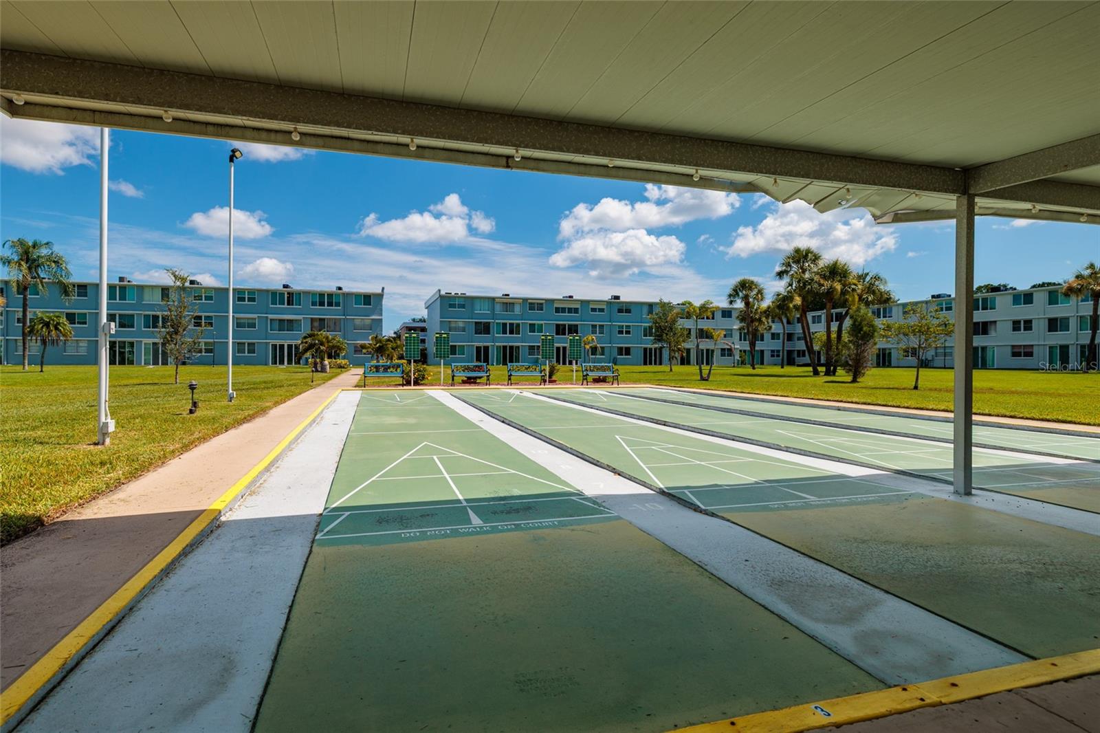 WINSTON PARK NORTHEAST - Residential