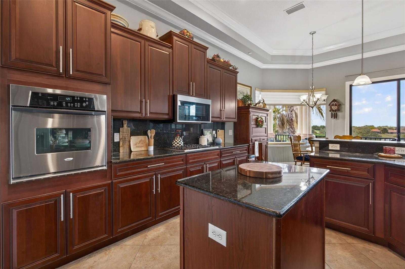 POINTE VISTA CONDO - Residential