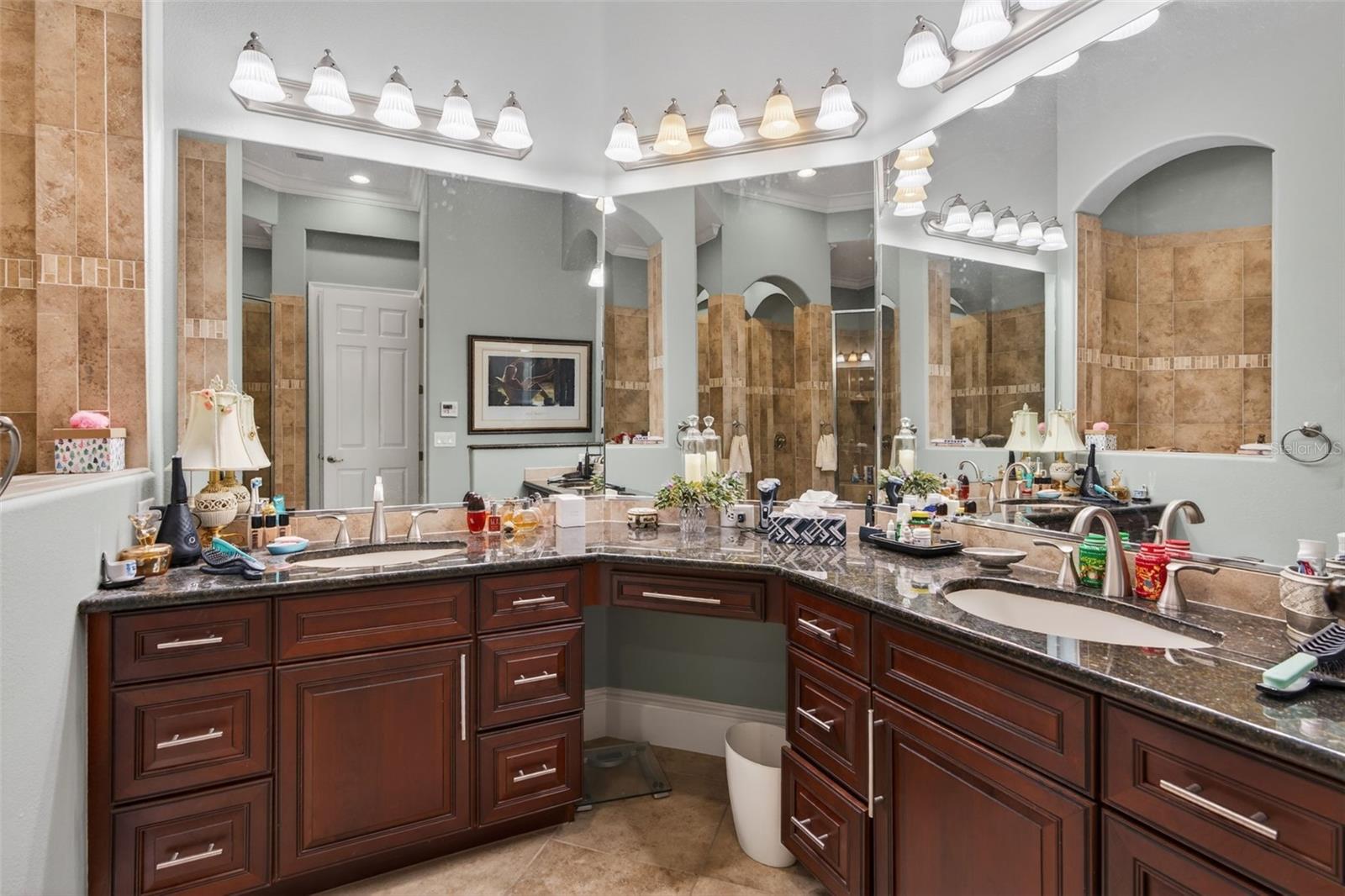 POINTE VISTA CONDO - Residential
