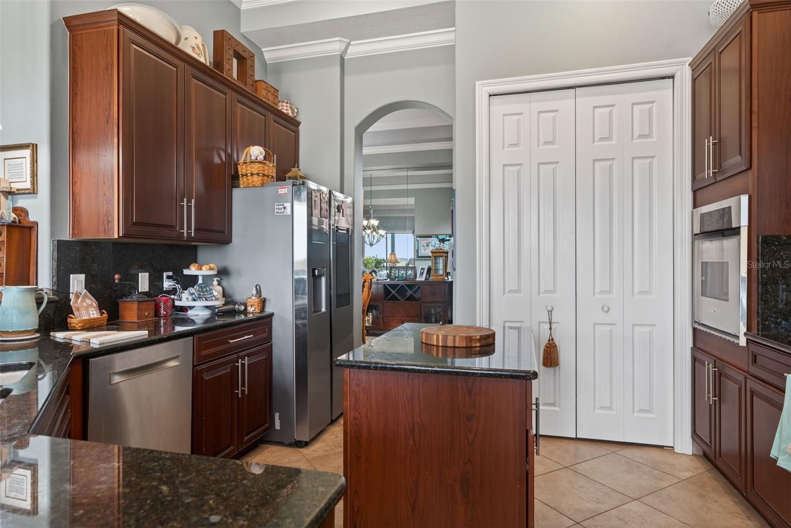 POINTE VISTA CONDO - Residential