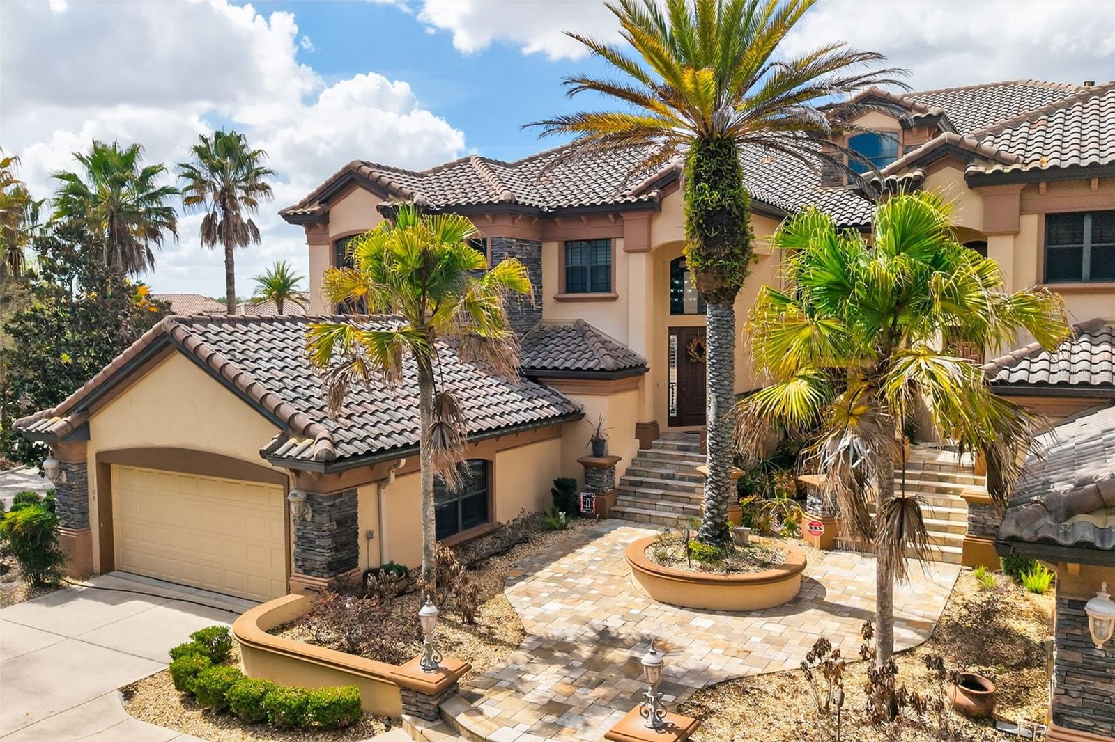 POINTE VISTA CONDO - Residential