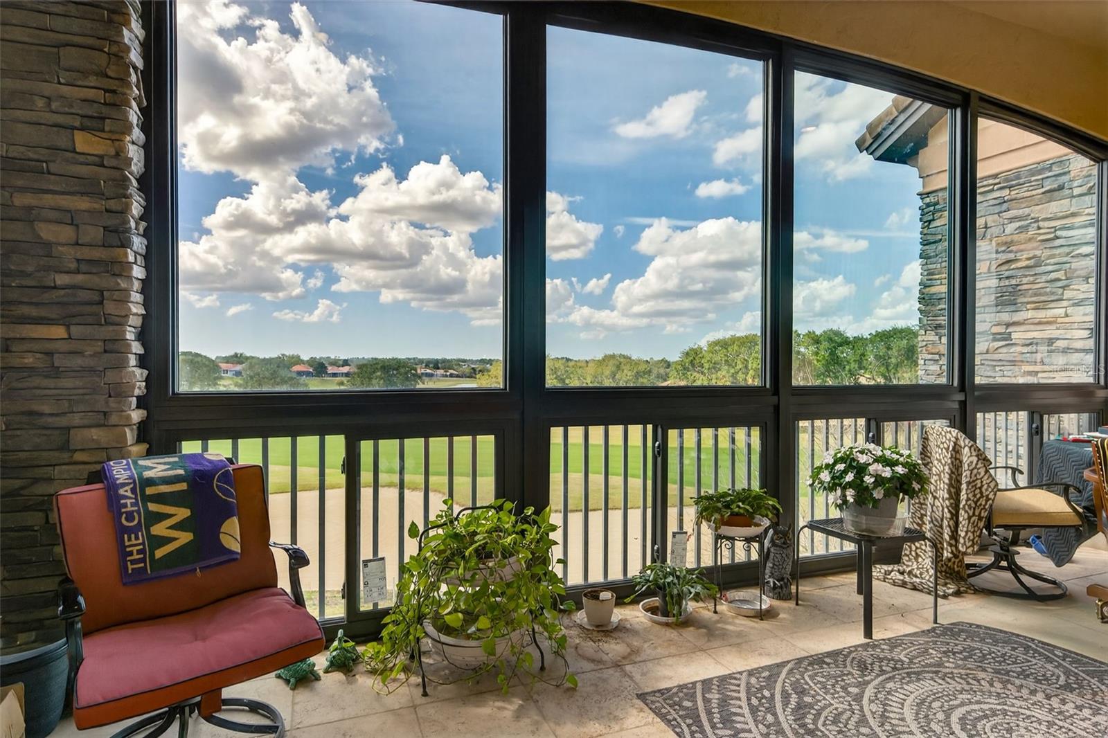 POINTE VISTA CONDO - Residential