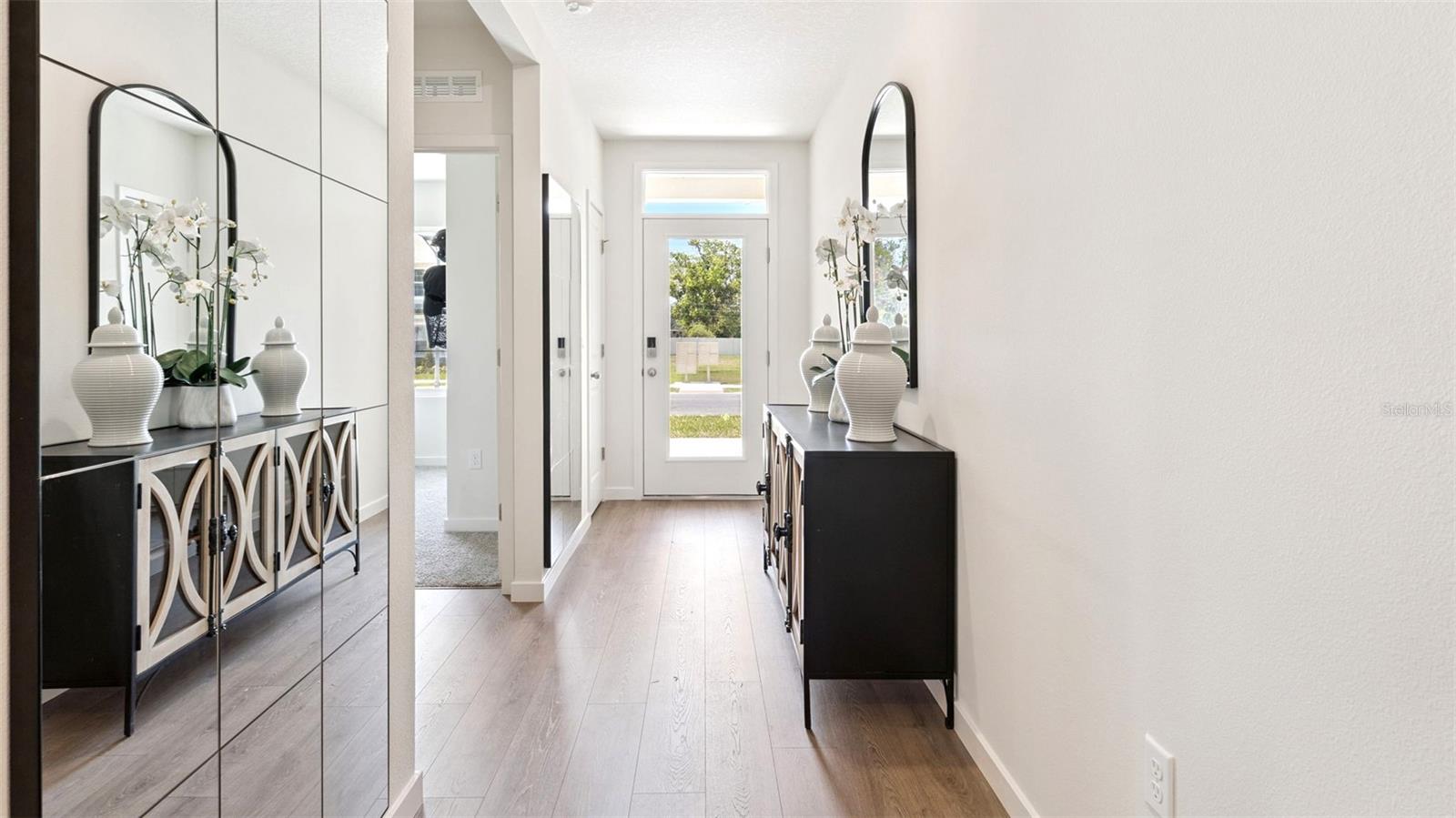 HARMONY WEST - Residential