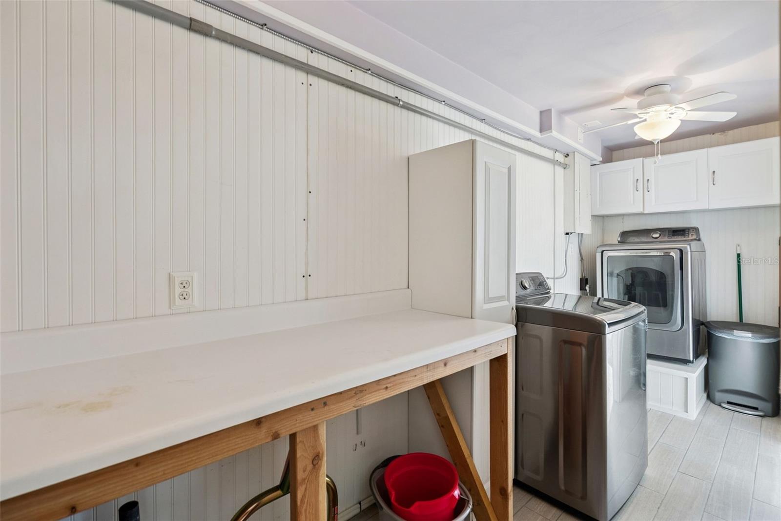 LAKEWOOD SHORES - Residential