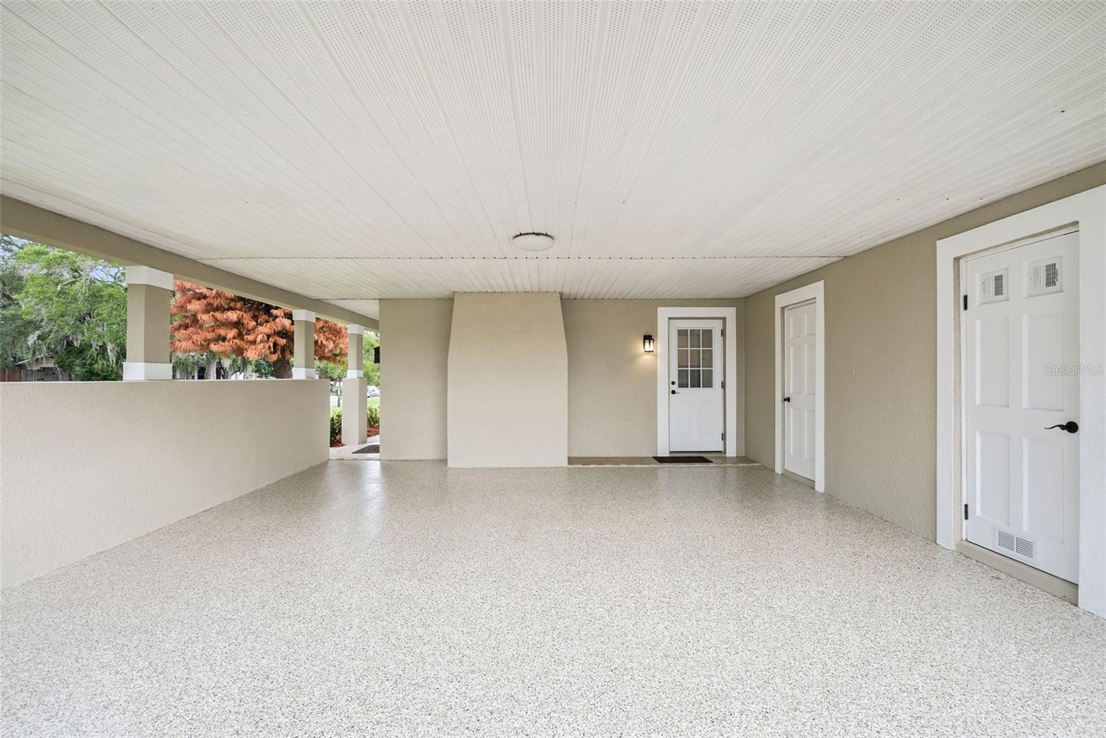 LAKEWOOD SHORES - Residential