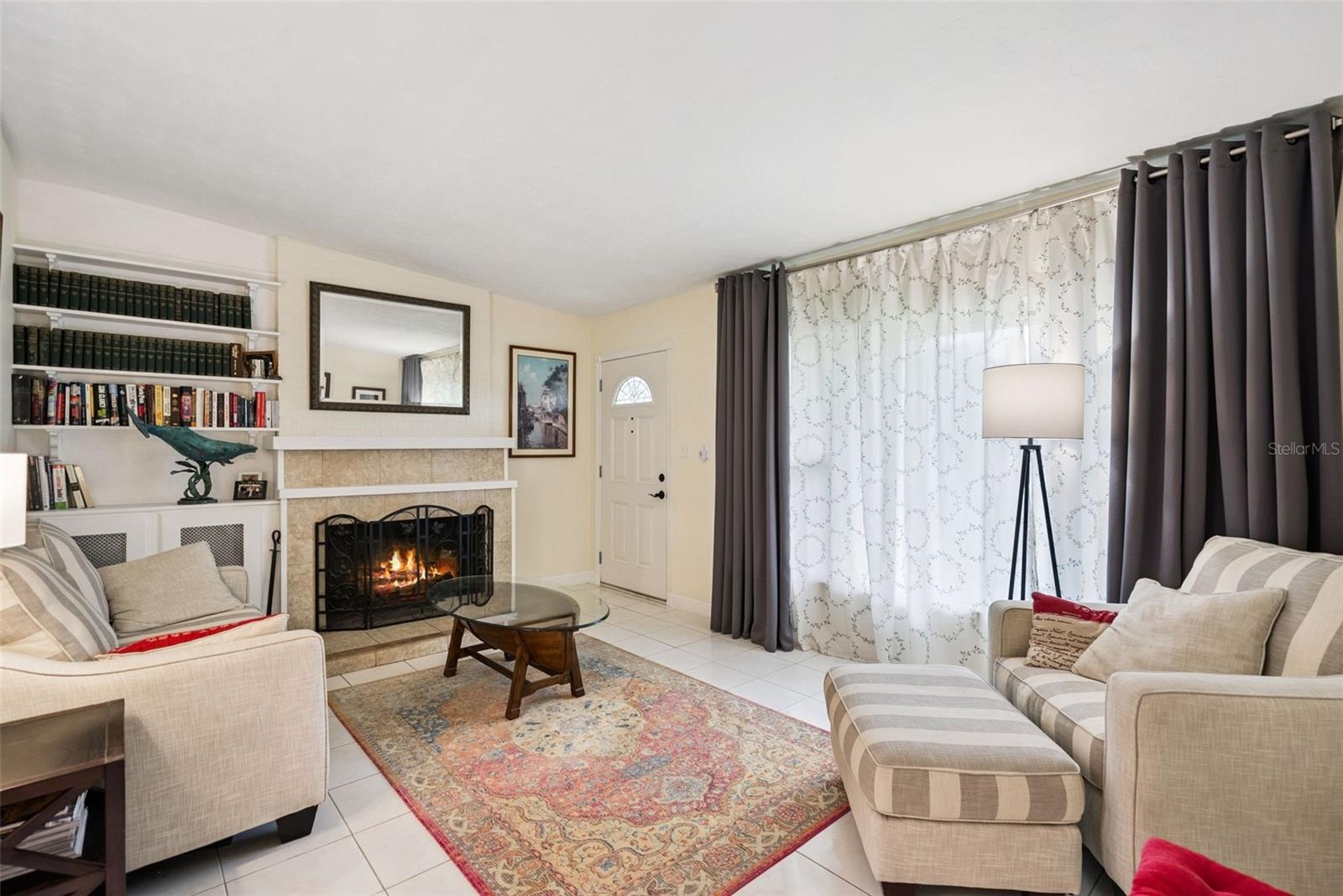 LAKEWOOD SHORES - Residential