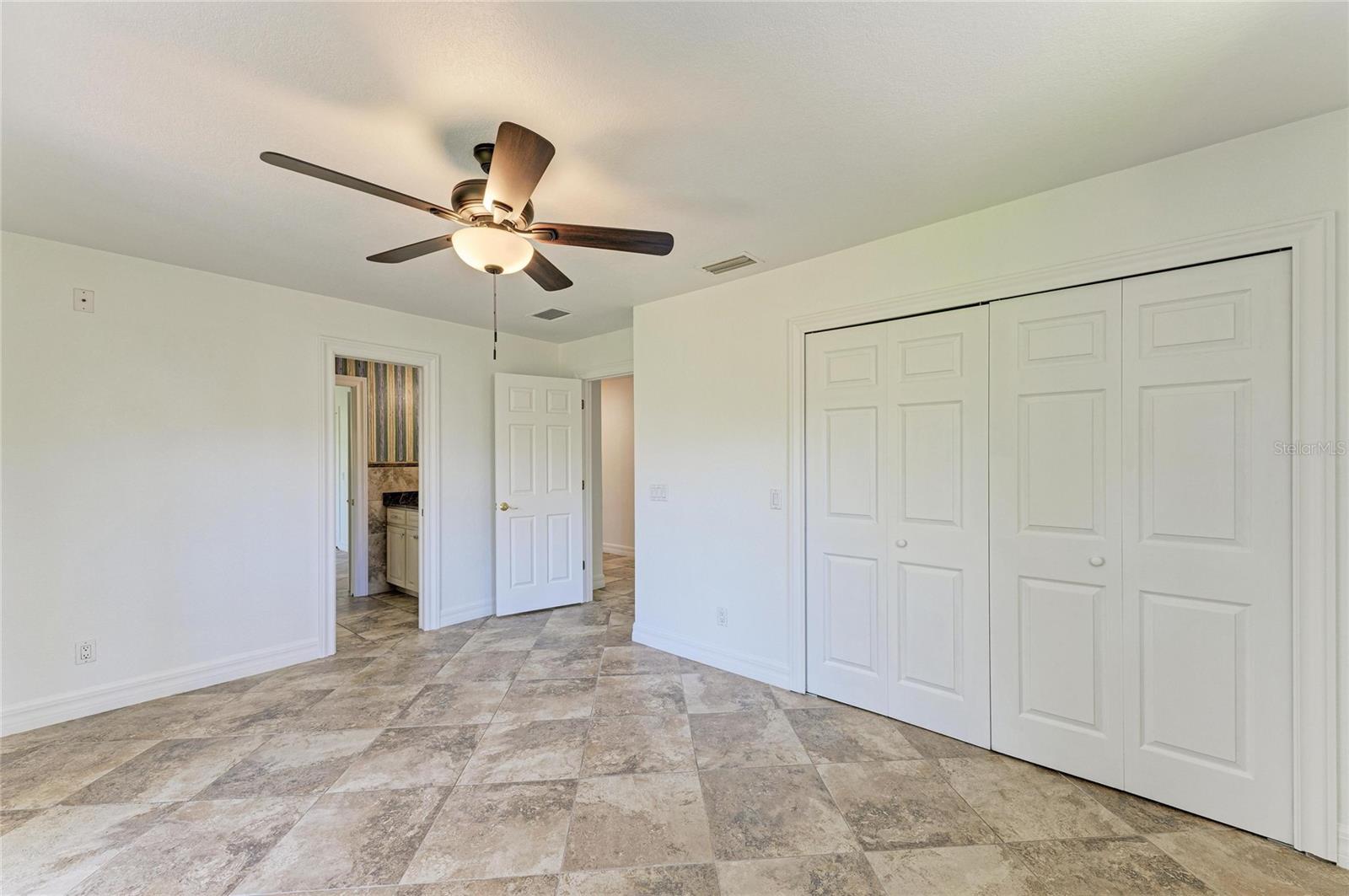 ARTIST ACRES - Residential