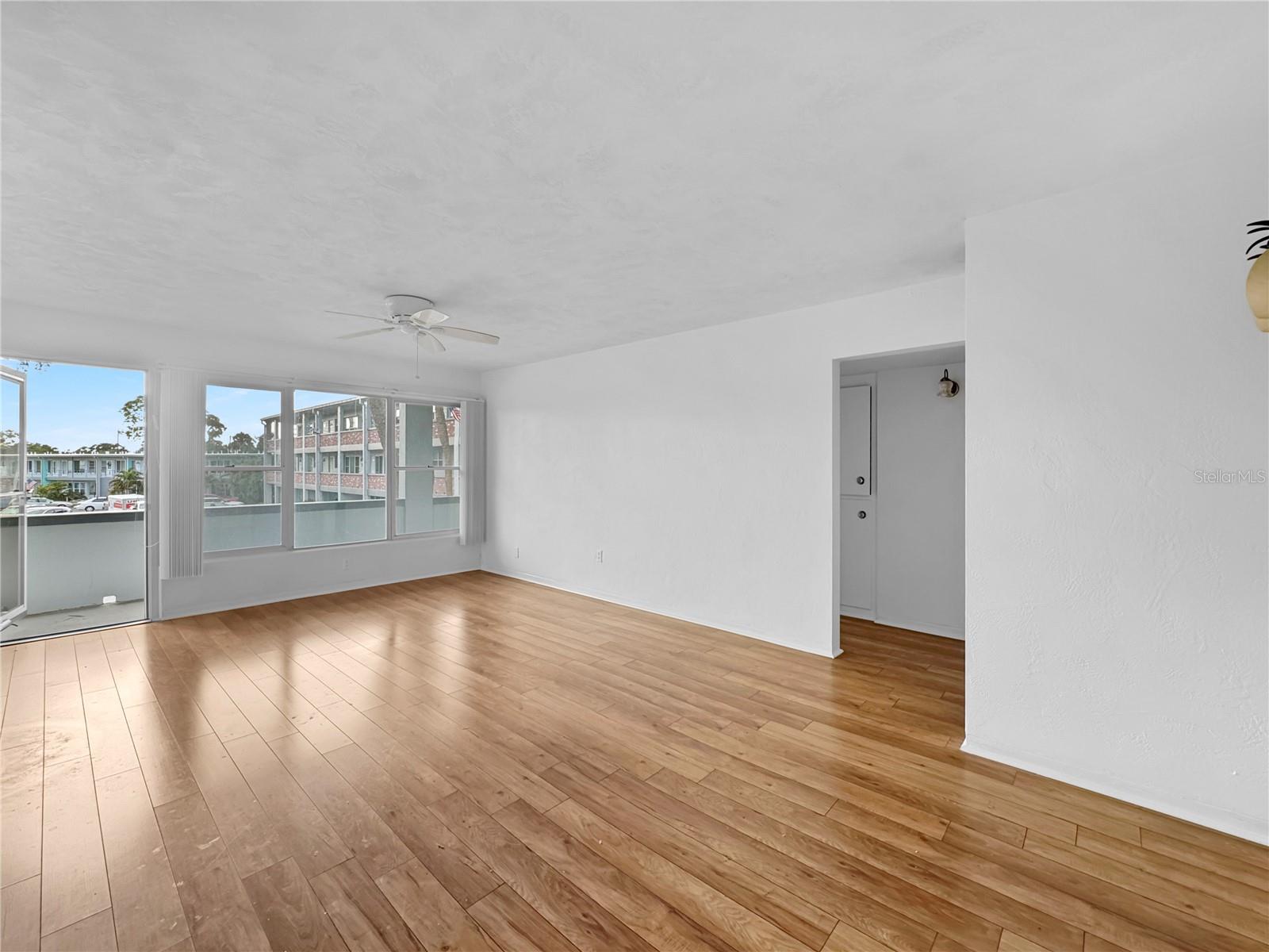 CLEARVIEW OAKS PARADISE - Residential