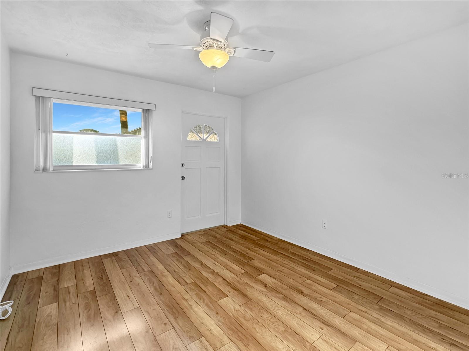 CLEARVIEW OAKS PARADISE - Residential