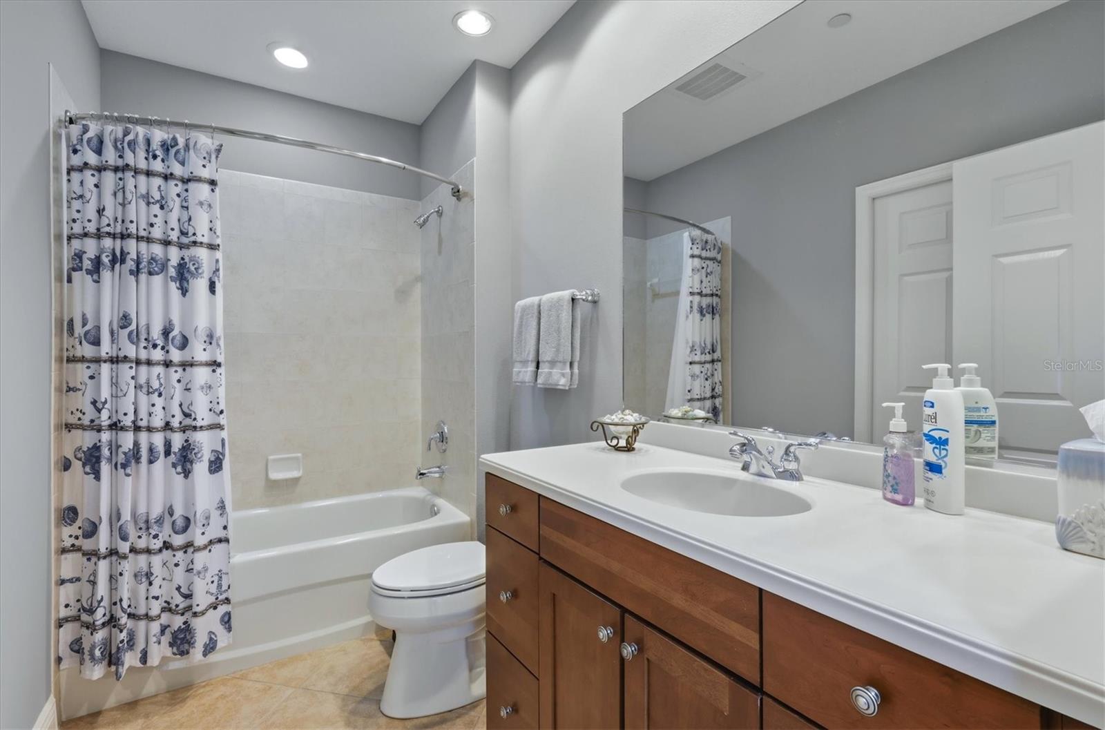 WATERCREST PH 4: UNIT 403 - Residential