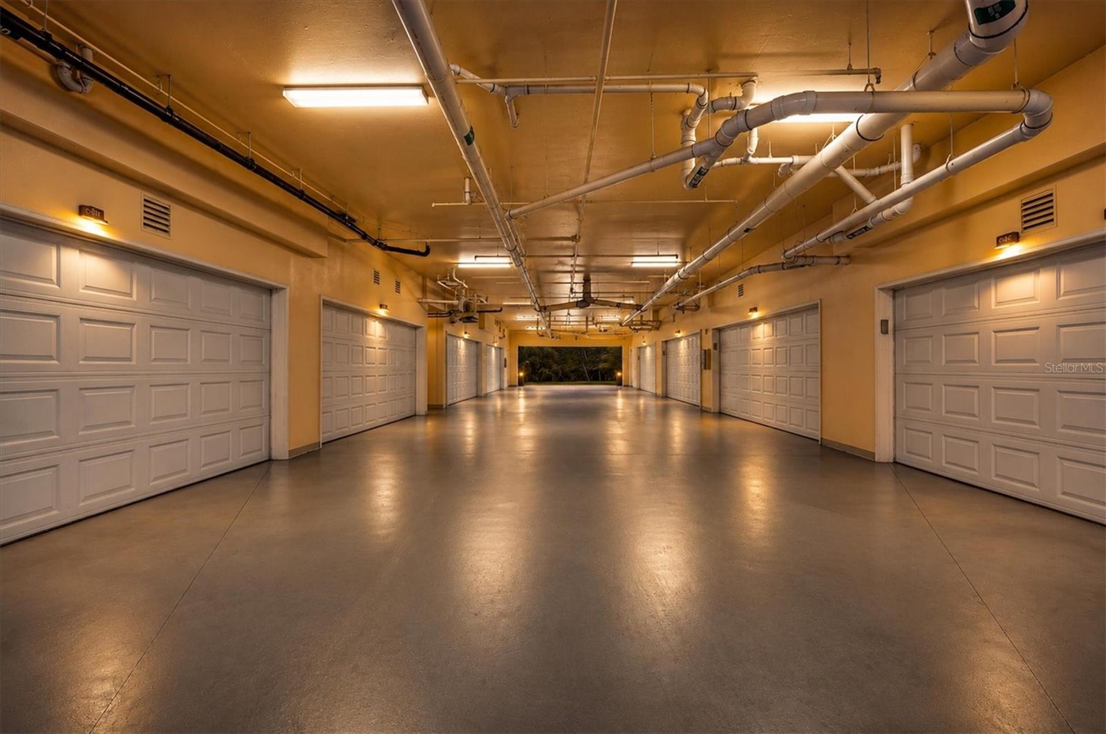 WATERCREST PH 4: UNIT 403 - Residential