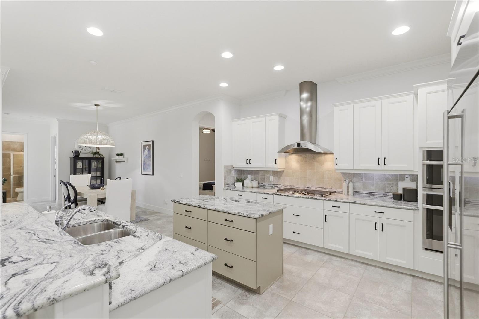 STEEPLE CHASE - Residential