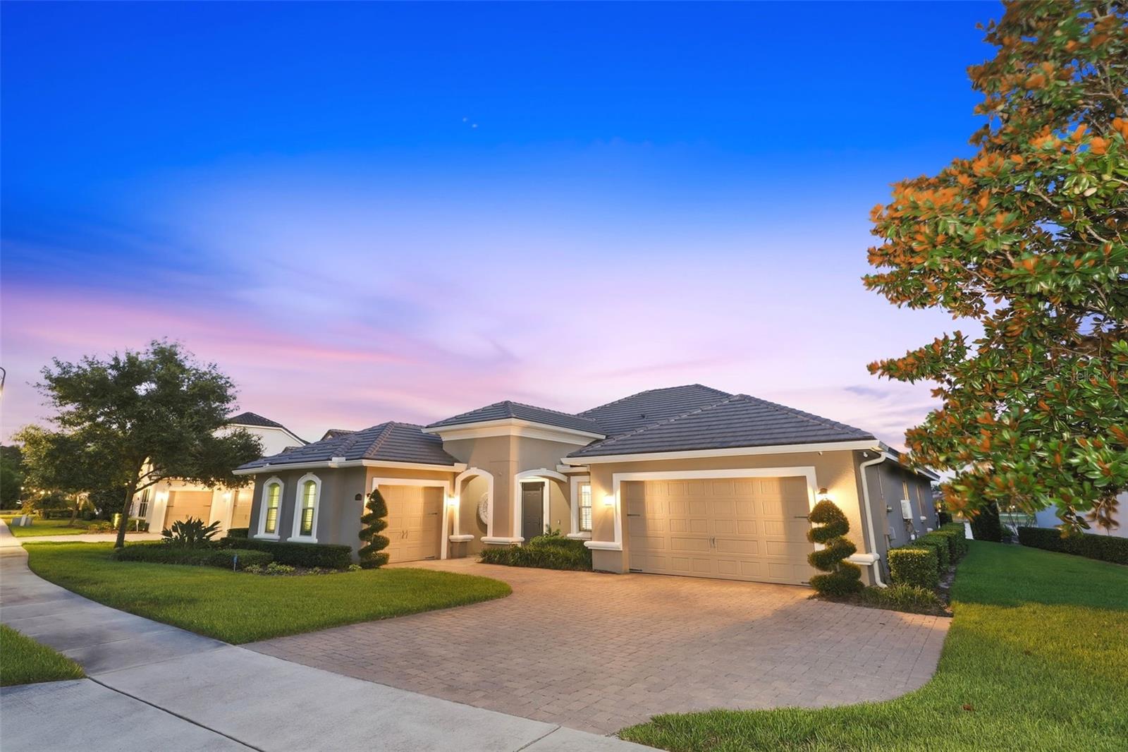 STEEPLE CHASE - Residential