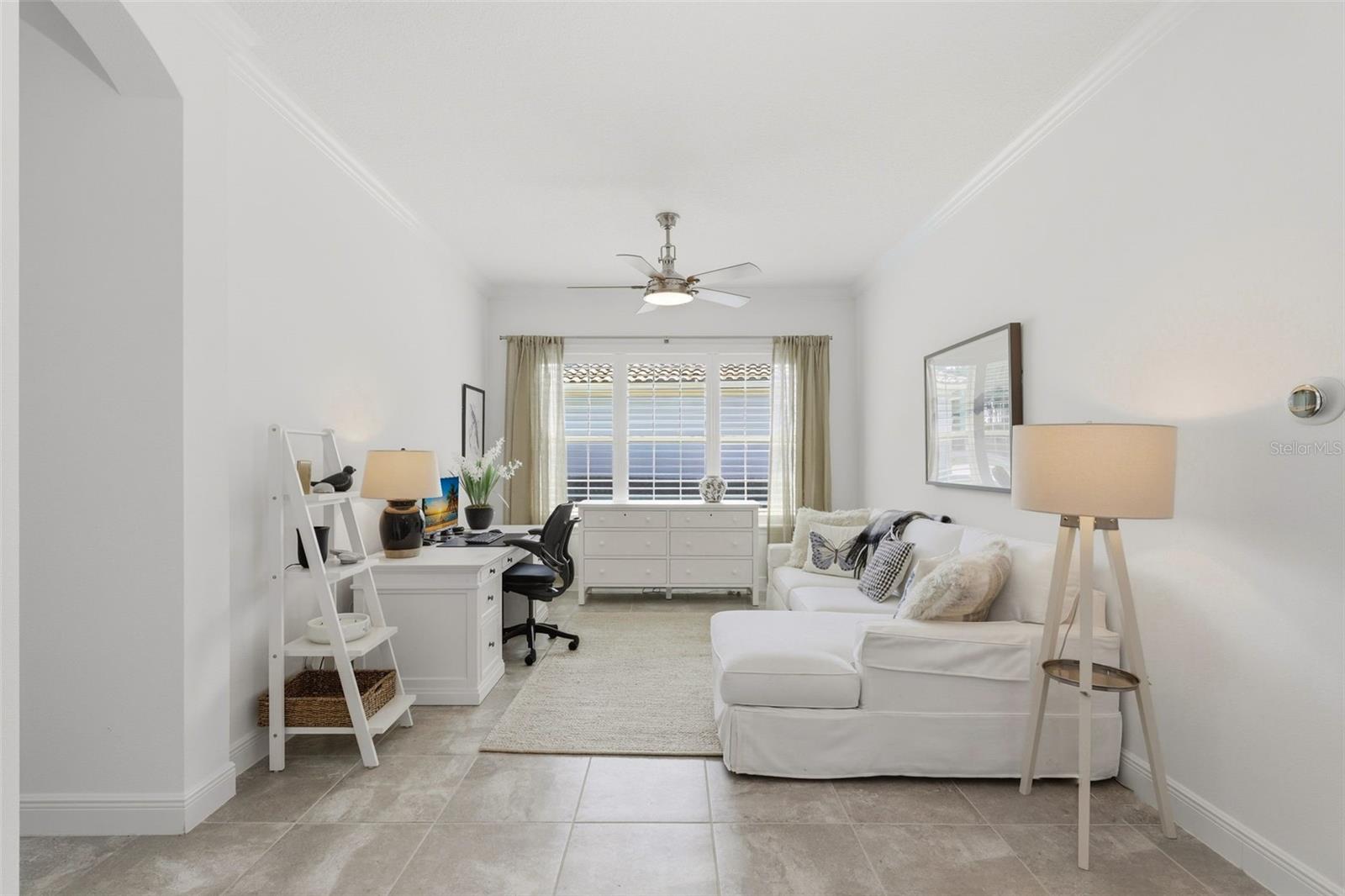 STEEPLE CHASE - Residential