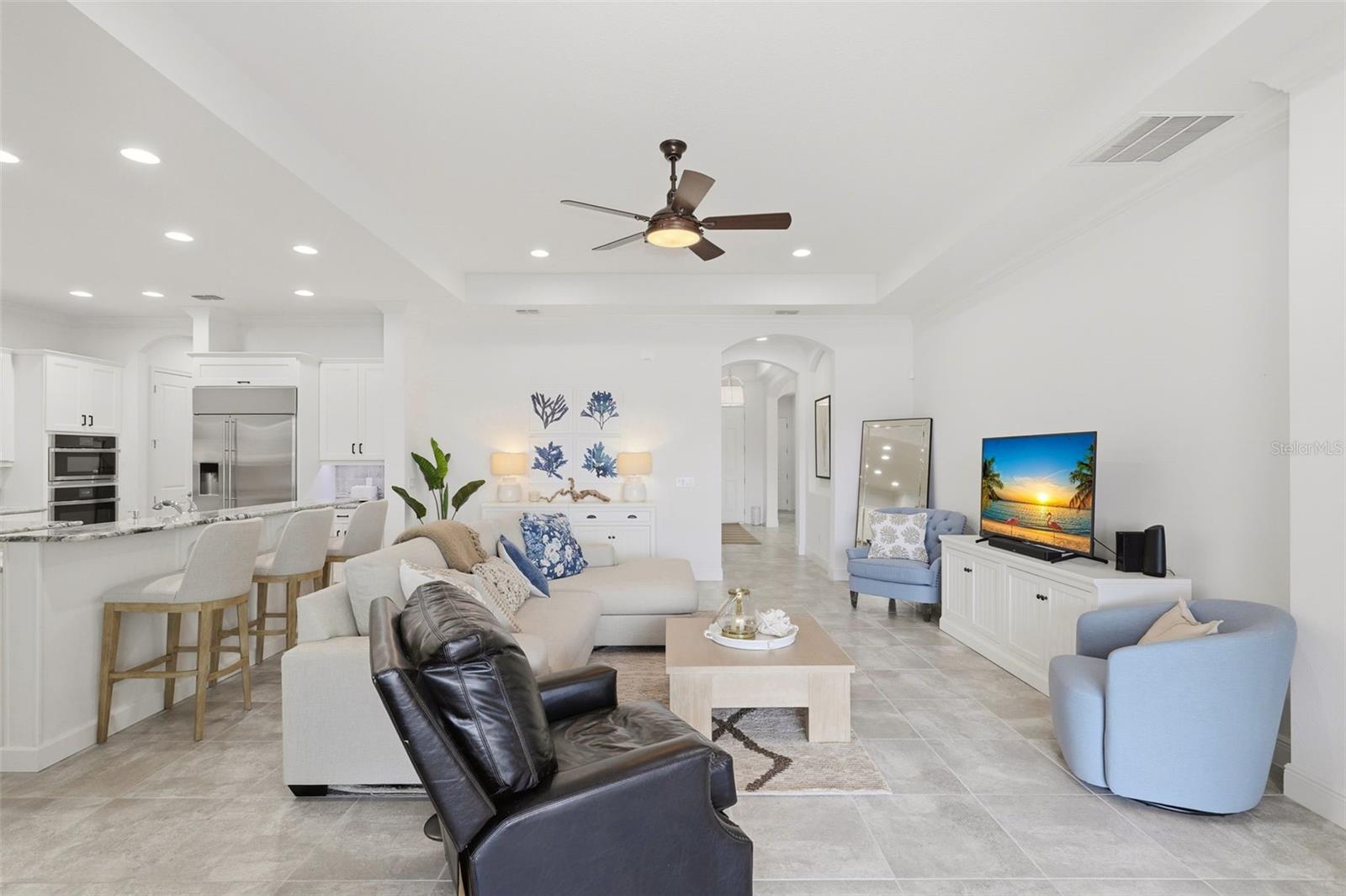 STEEPLE CHASE - Residential