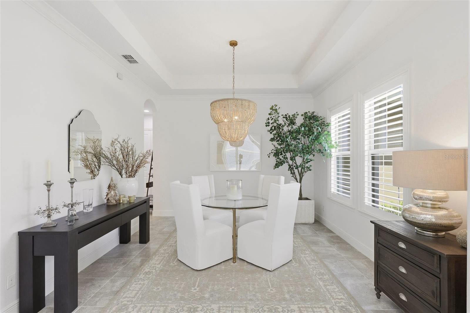STEEPLE CHASE - Residential