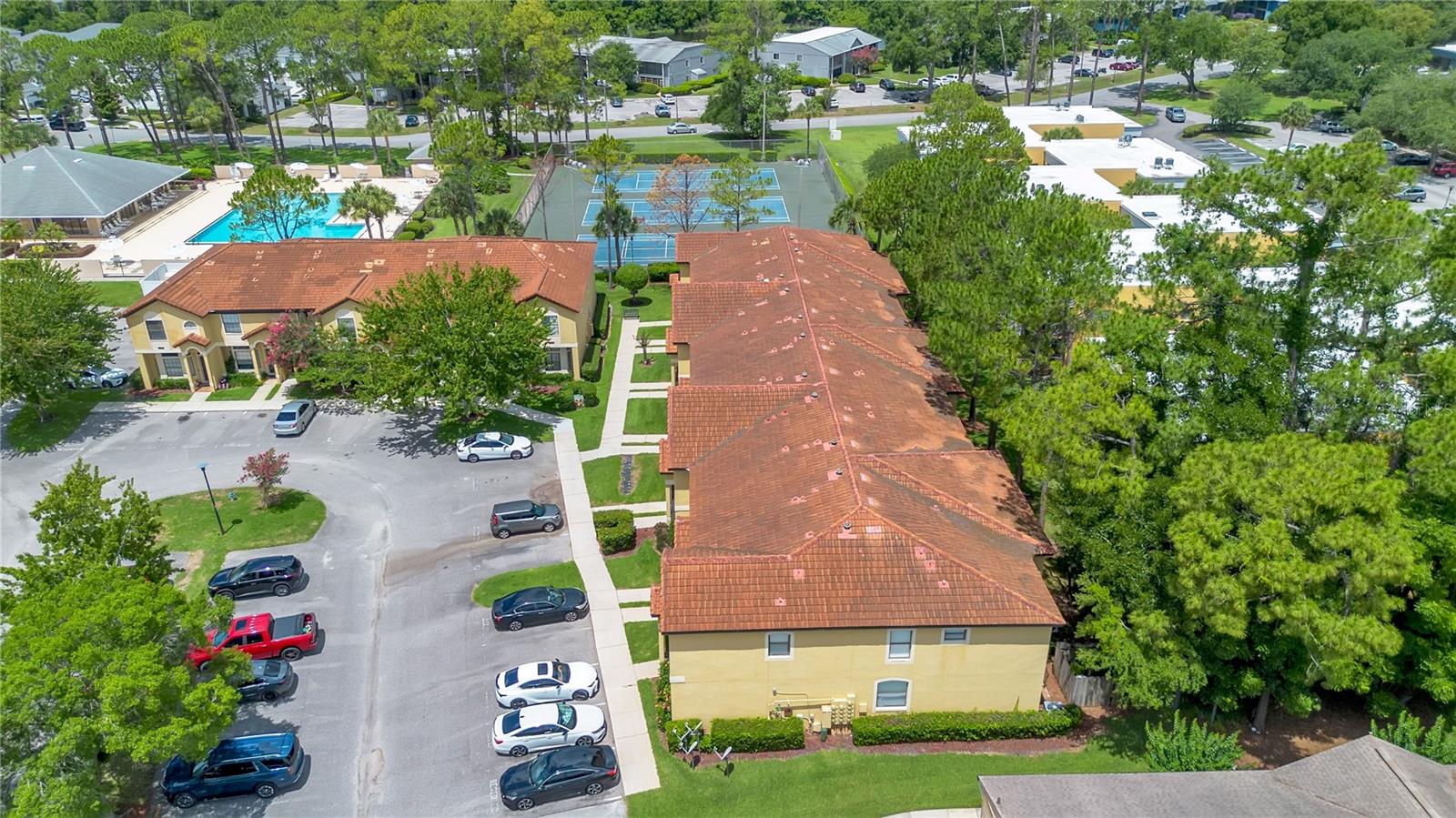RESERVE/LAKEVIEW CONDO - Residential