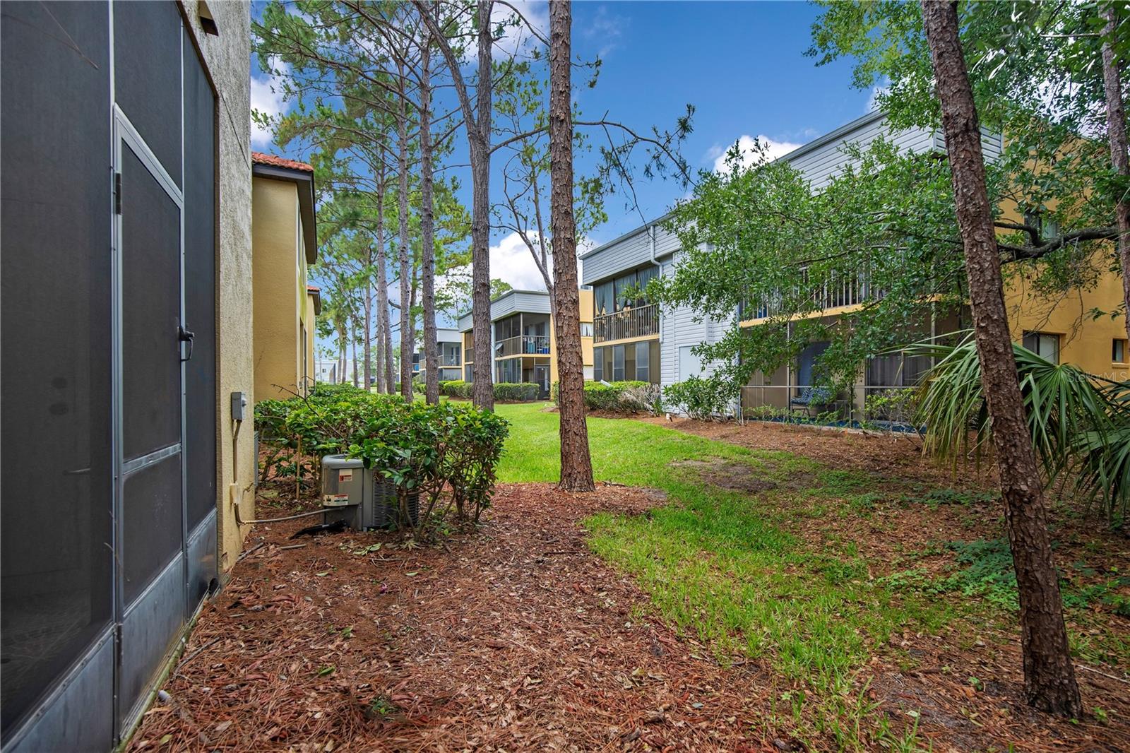 RESERVE/LAKEVIEW CONDO - Residential