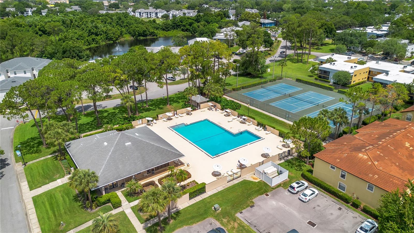 RESERVE/LAKEVIEW CONDO - Residential