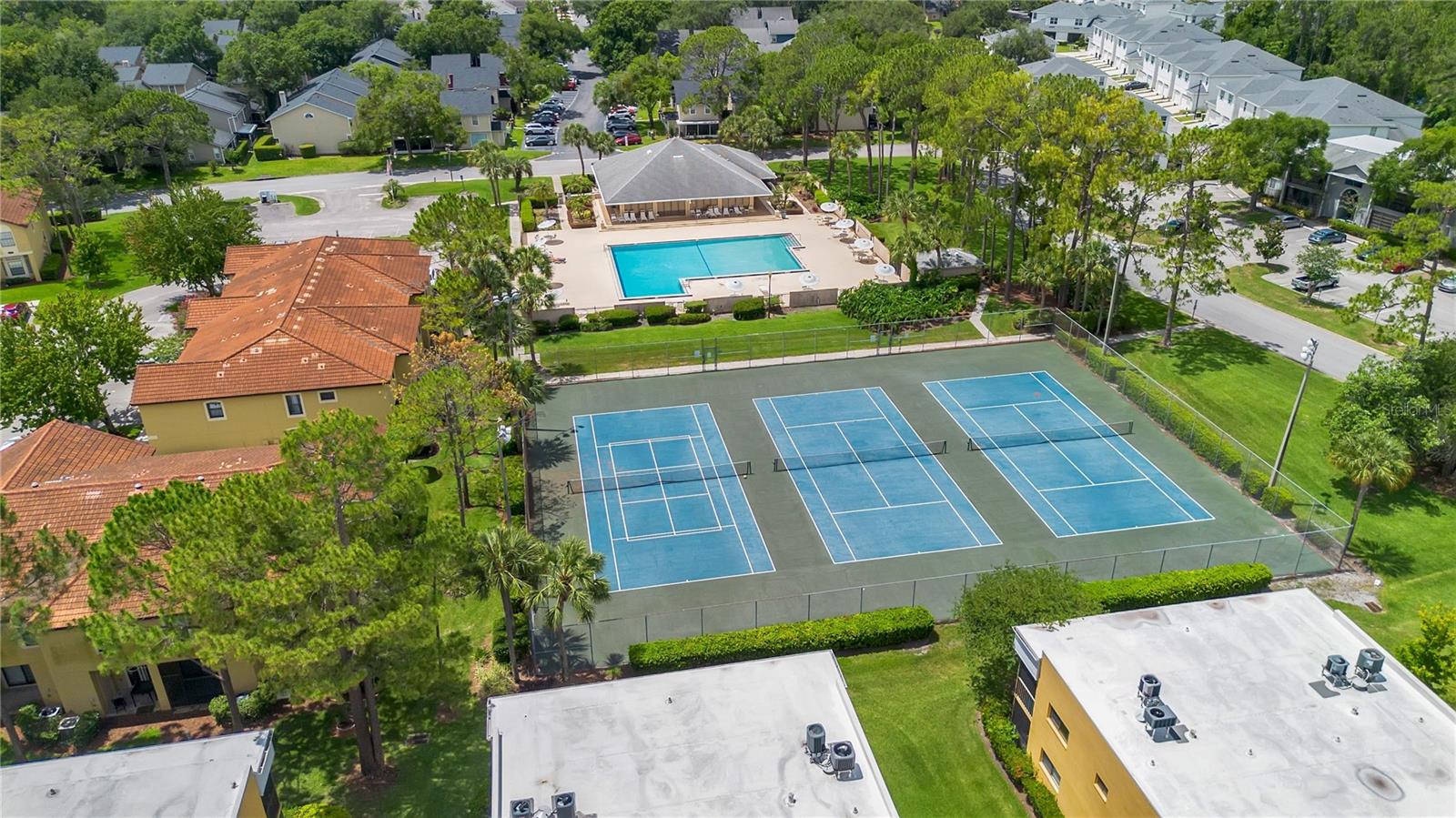 RESERVE/LAKEVIEW CONDO - Residential