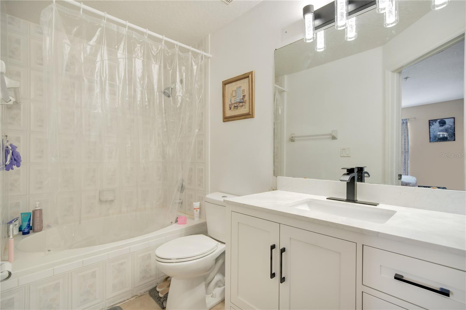 RESERVE/LAKEVIEW CONDO - Residential