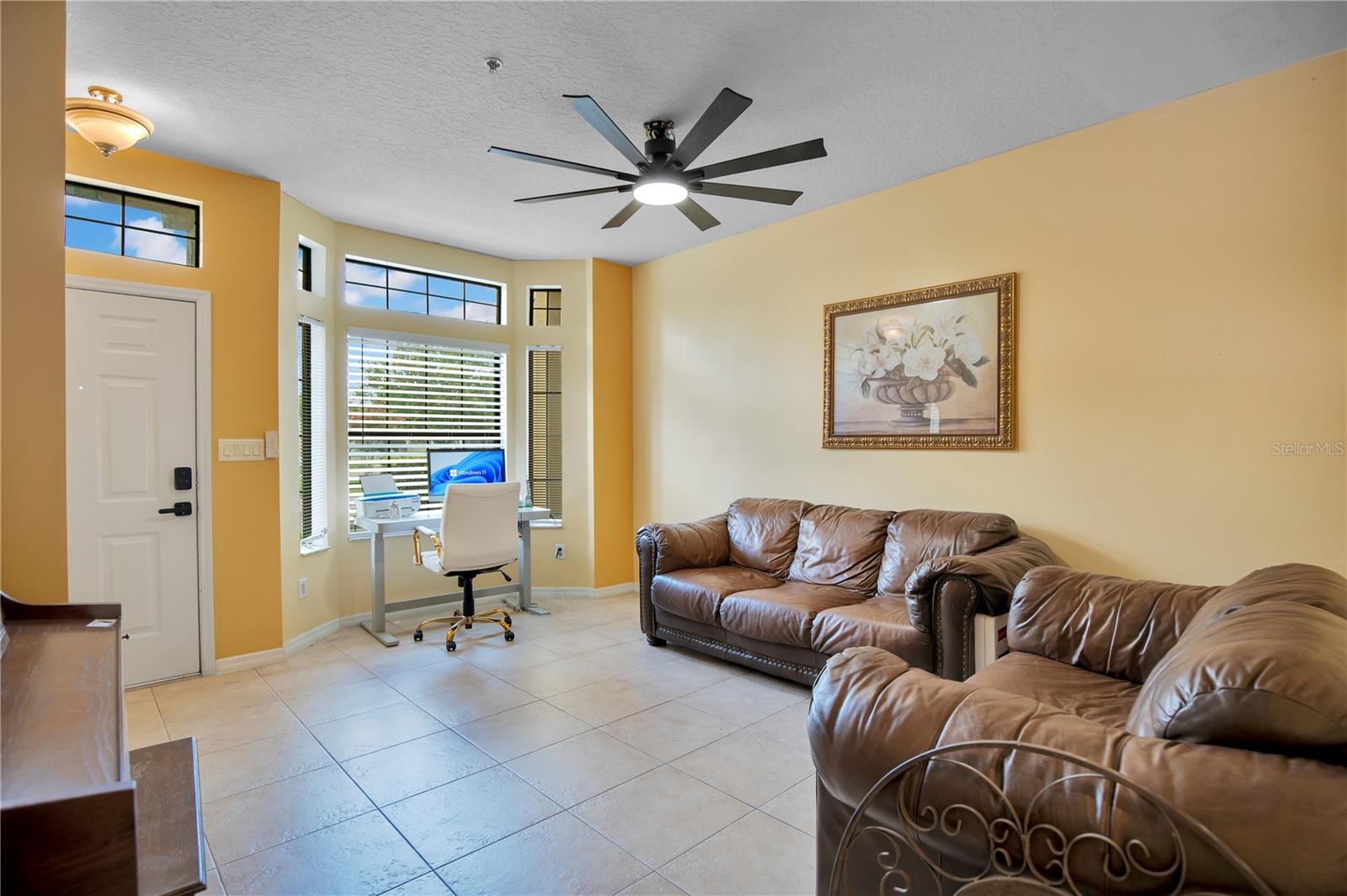 RESERVE/LAKEVIEW CONDO - Residential