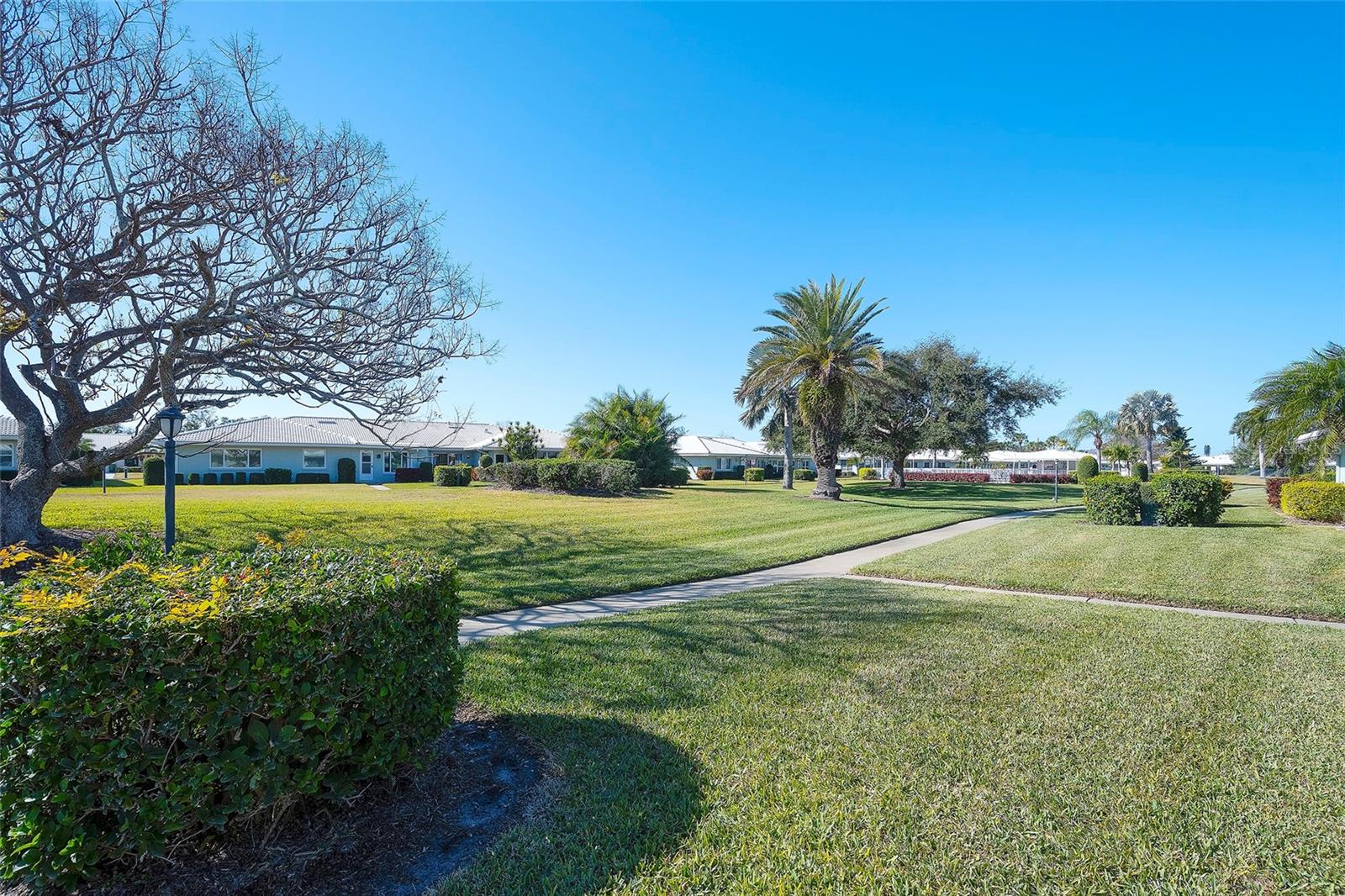 VILLAGE GREEN OF BRADENTON SEC 6 - Residential