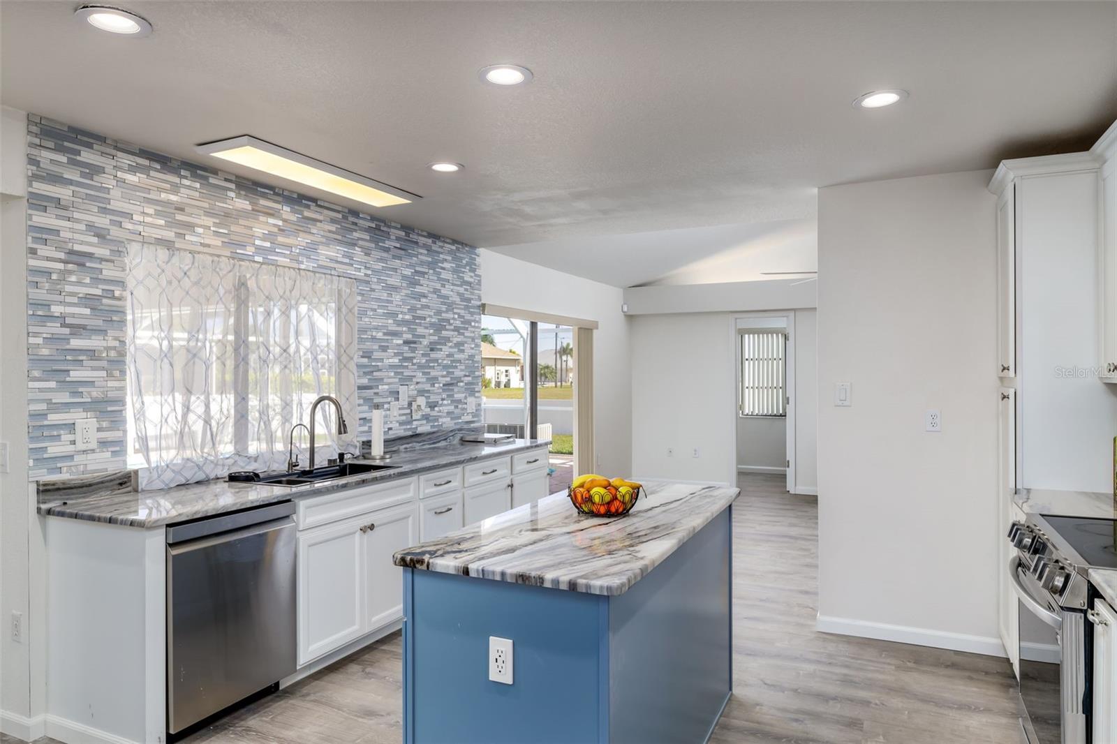 PUNTA GORDA ISLES SEC 23 - Residential