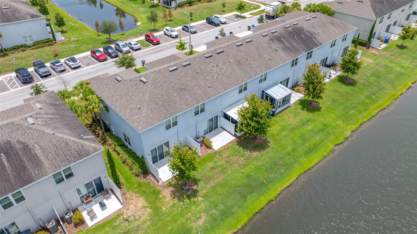 OAK CREEK - Residential