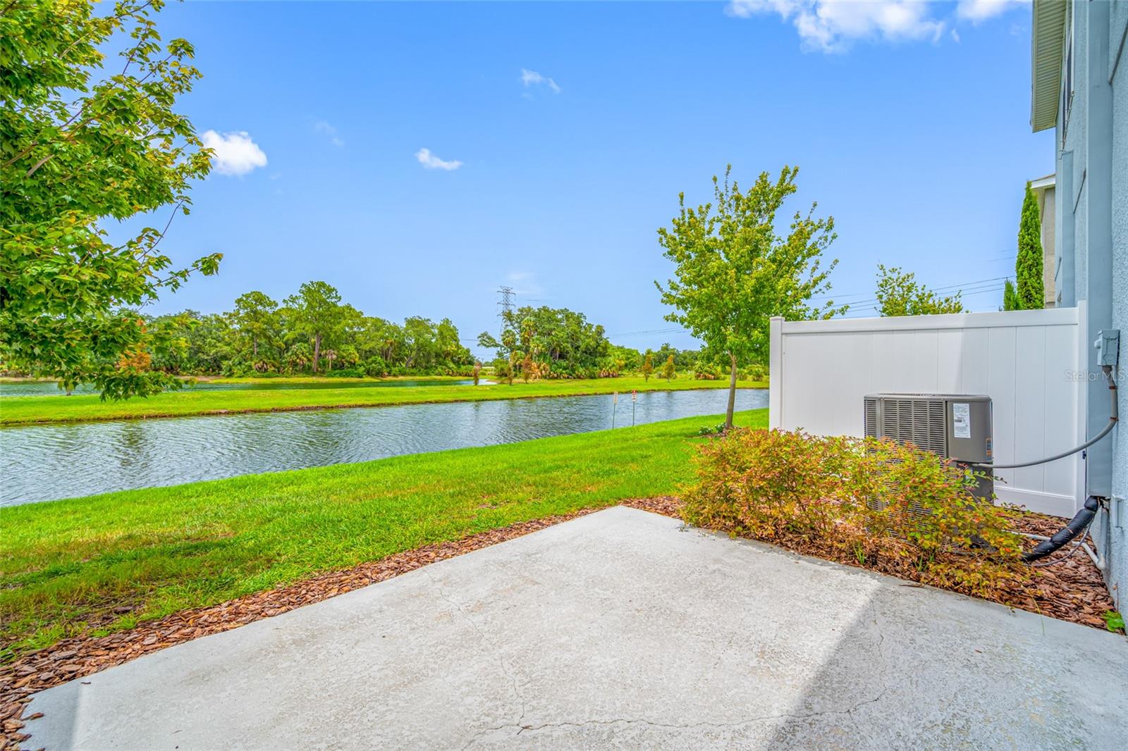 OAK CREEK - Residential