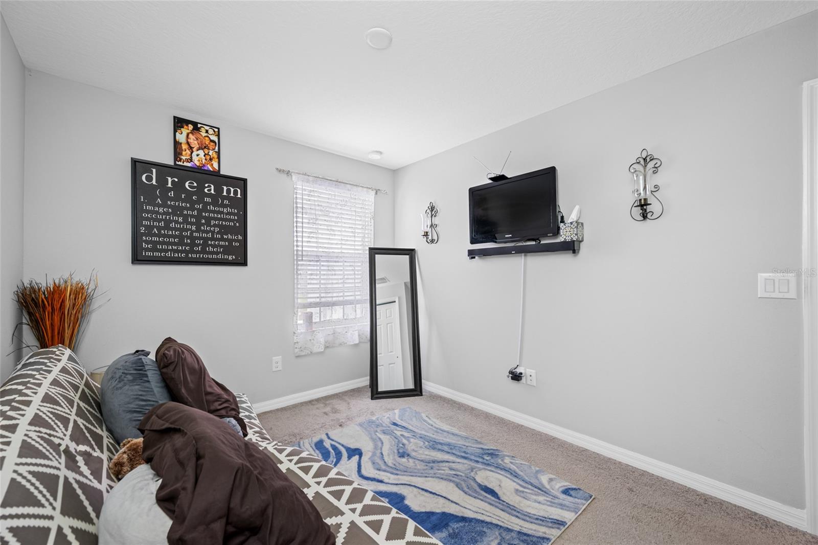 OAK CREEK - Residential
