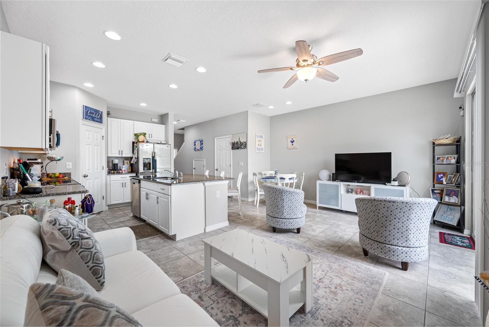 OAK CREEK - Residential
