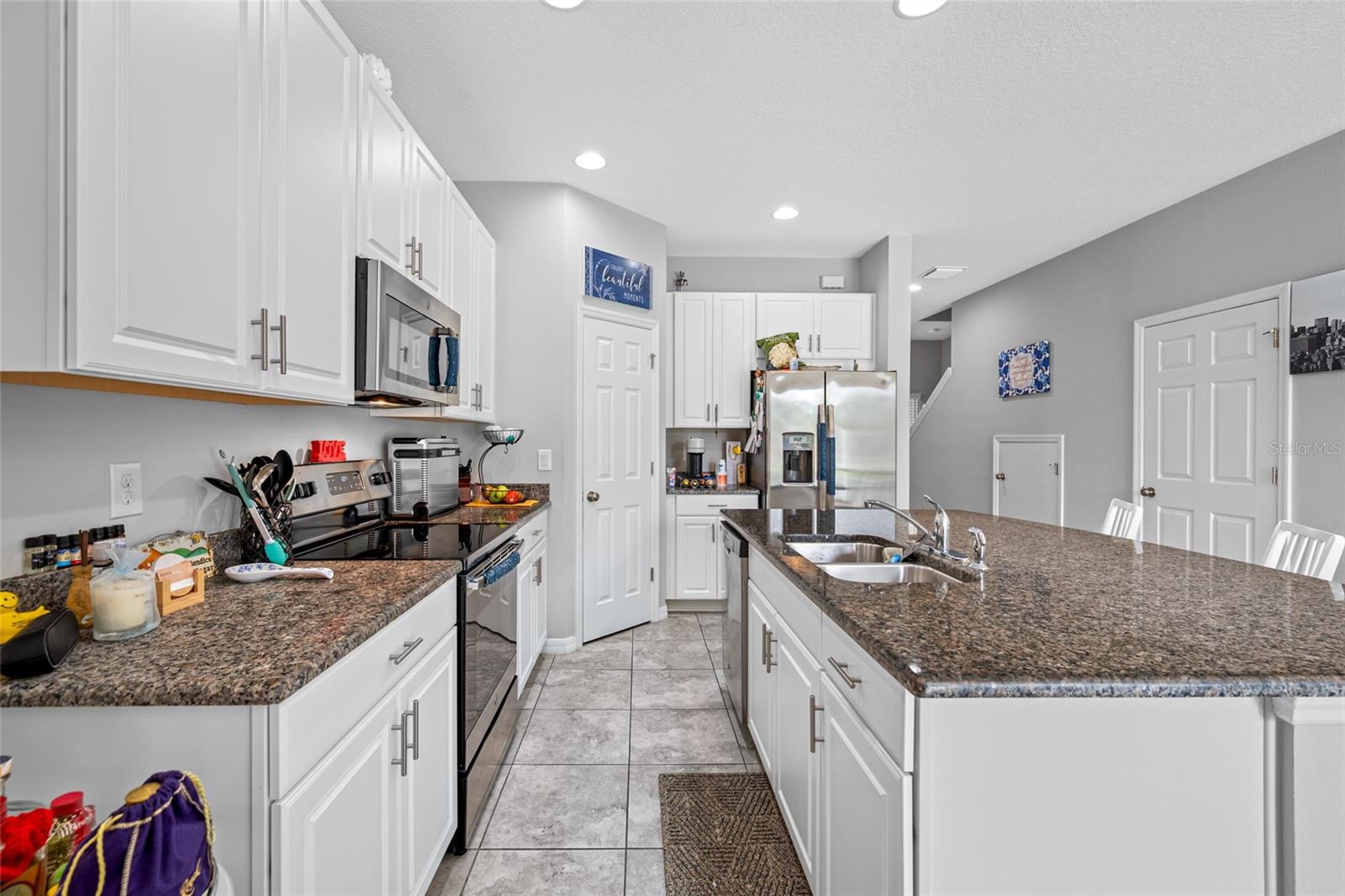 OAK CREEK - Residential