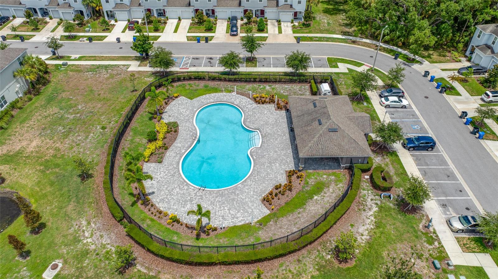 OAK CREEK - Residential
