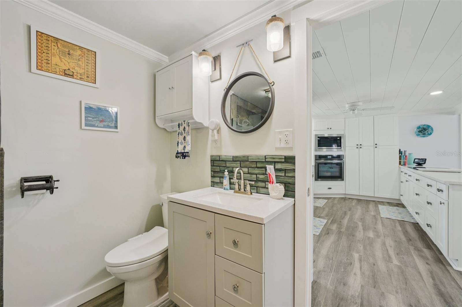 HUDSON BEACH ESTATES - Residential