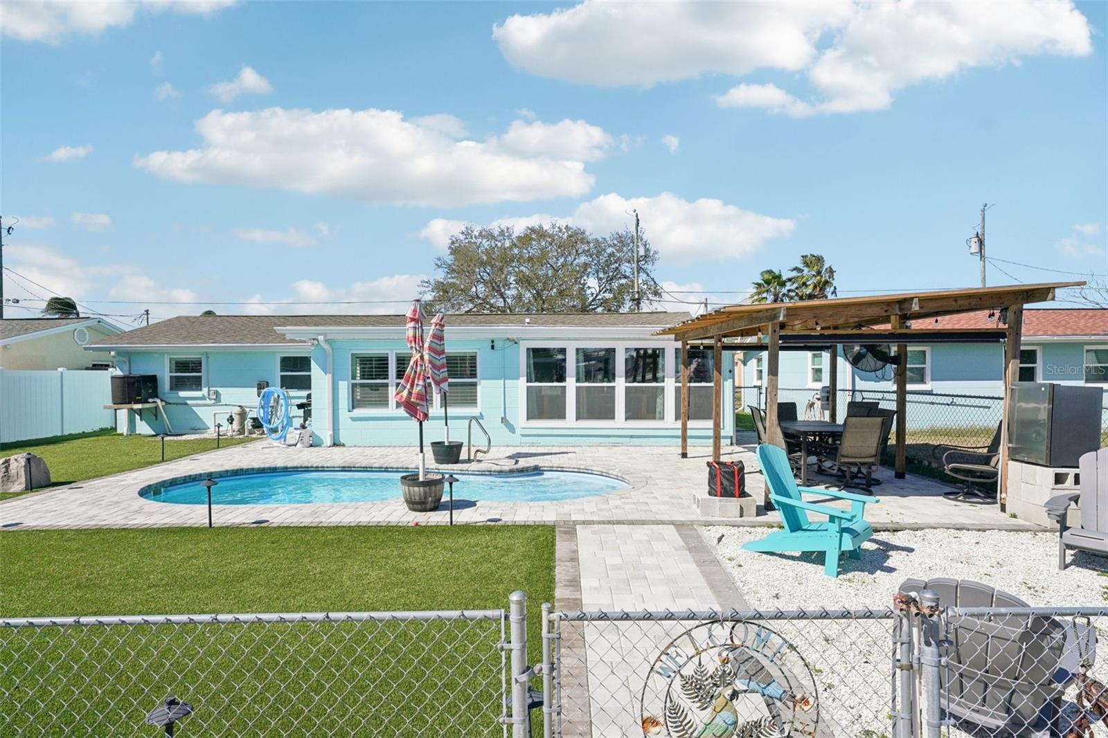 HUDSON BEACH ESTATES - Residential