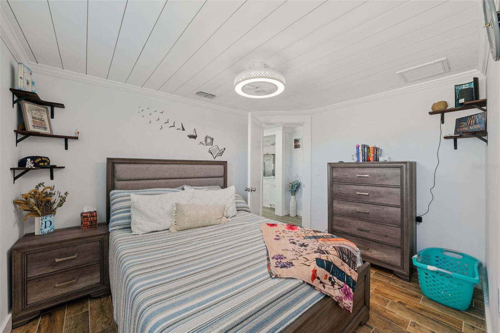 HUDSON BEACH ESTATES - Residential