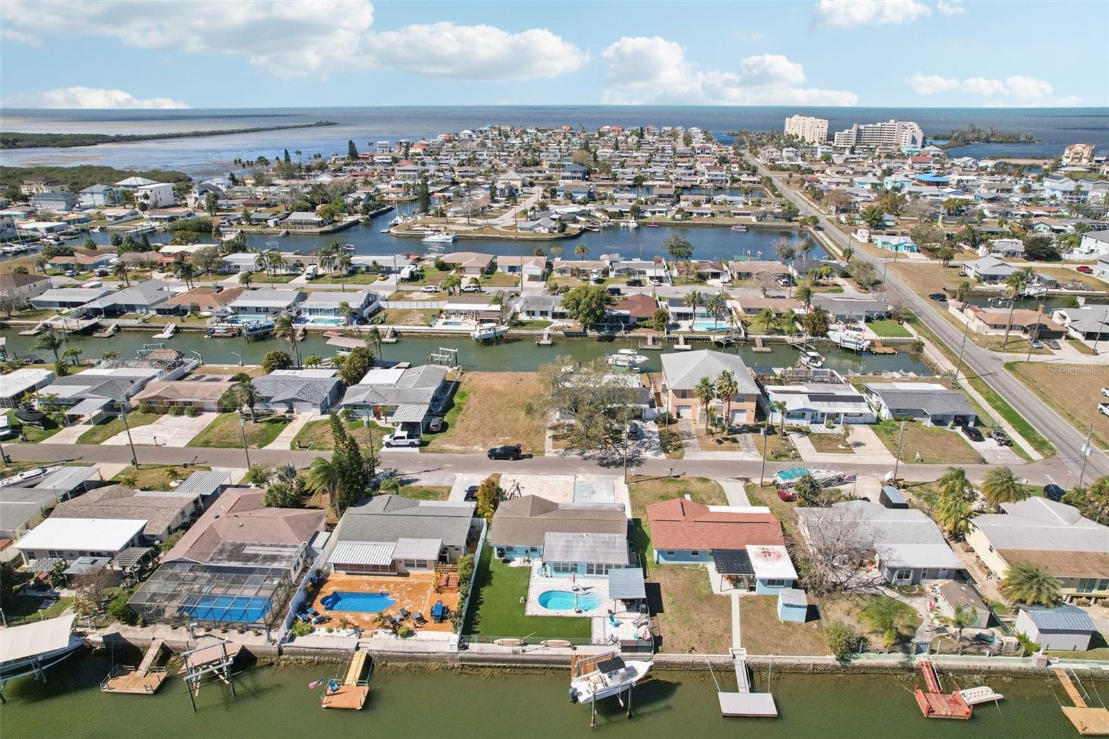 HUDSON BEACH ESTATES - Residential
