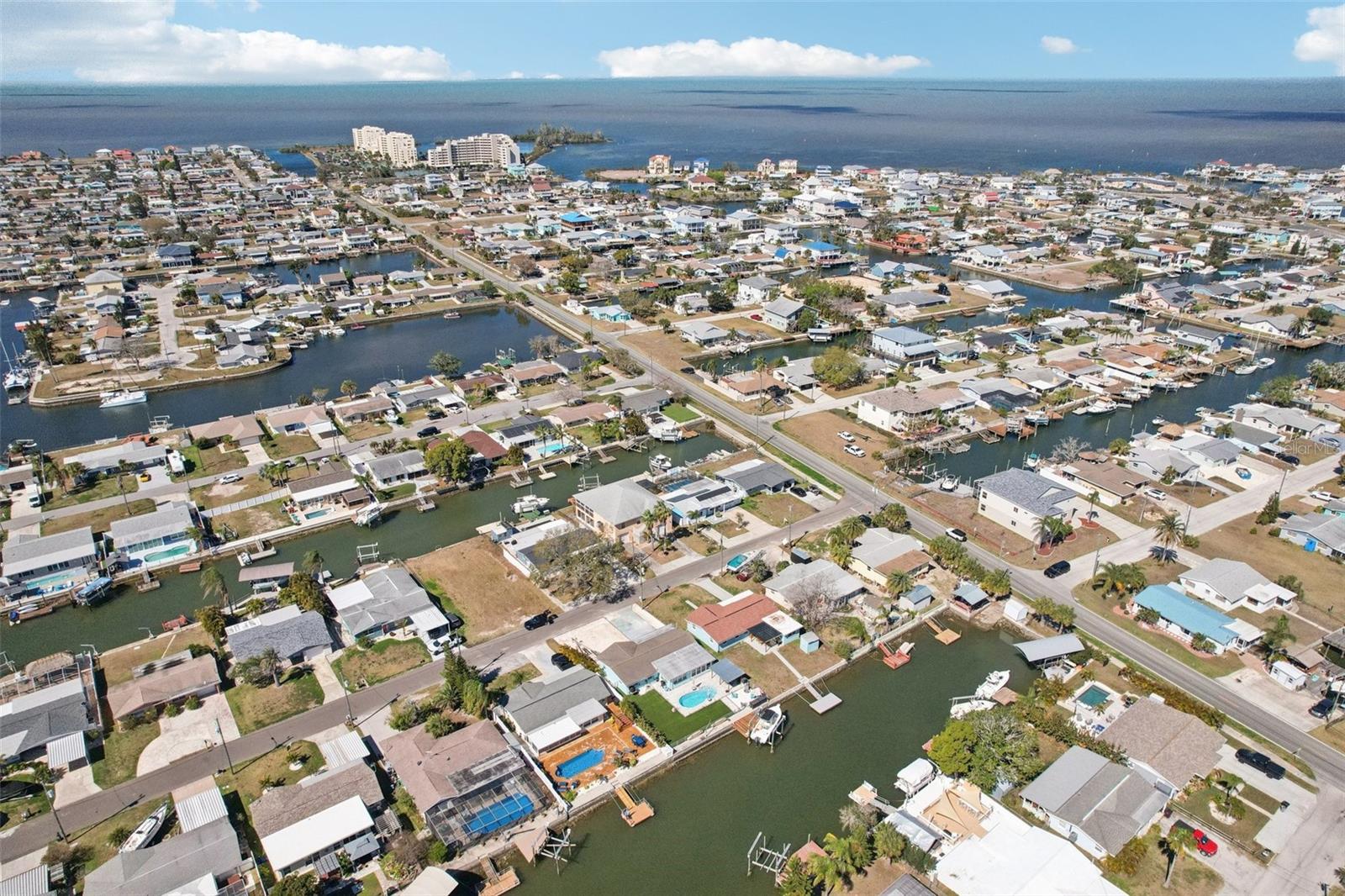 HUDSON BEACH ESTATES - Residential