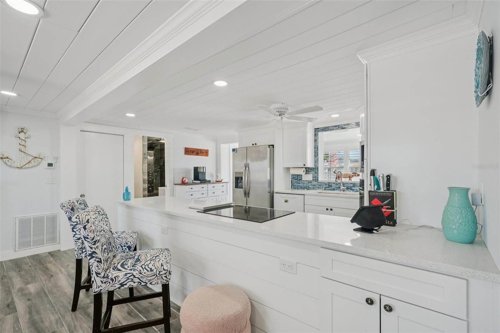 HUDSON BEACH ESTATES - Residential