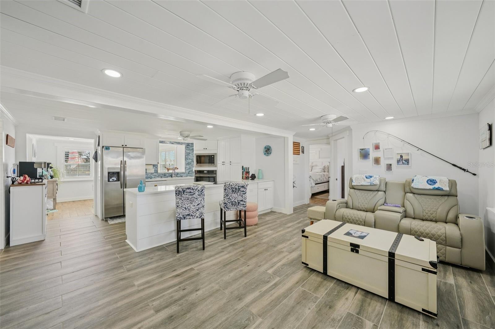 HUDSON BEACH ESTATES - Residential