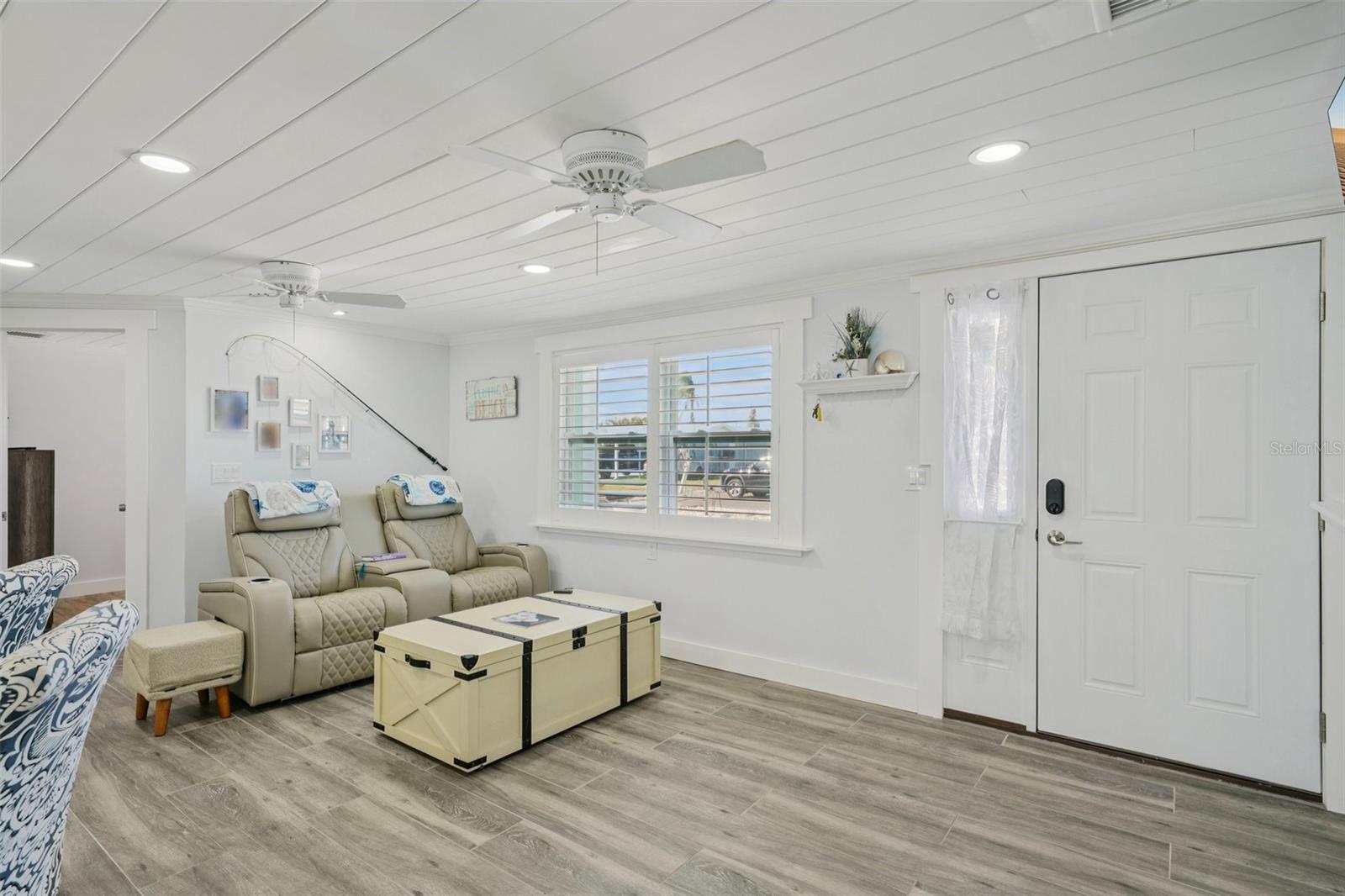 HUDSON BEACH ESTATES - Residential