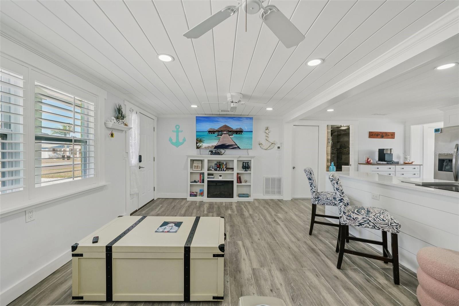 HUDSON BEACH ESTATES - Residential